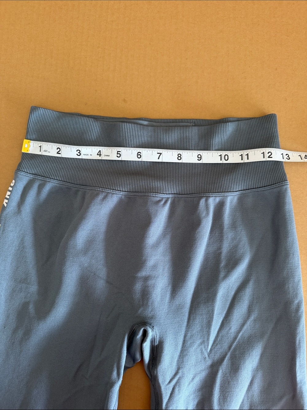 PINK Active Gray / Blue Leggings size medium - Picture 3 of 6